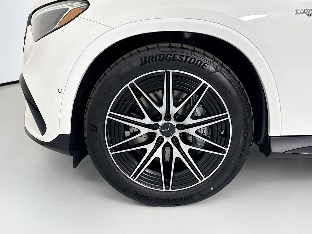 New 2026 Polar White Mercedes-Benz GLC 43 AMG® image 31