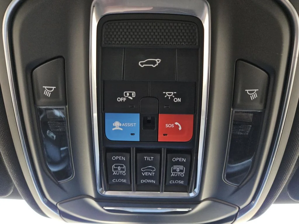 Used 2025 Black Jeep Limited image 23