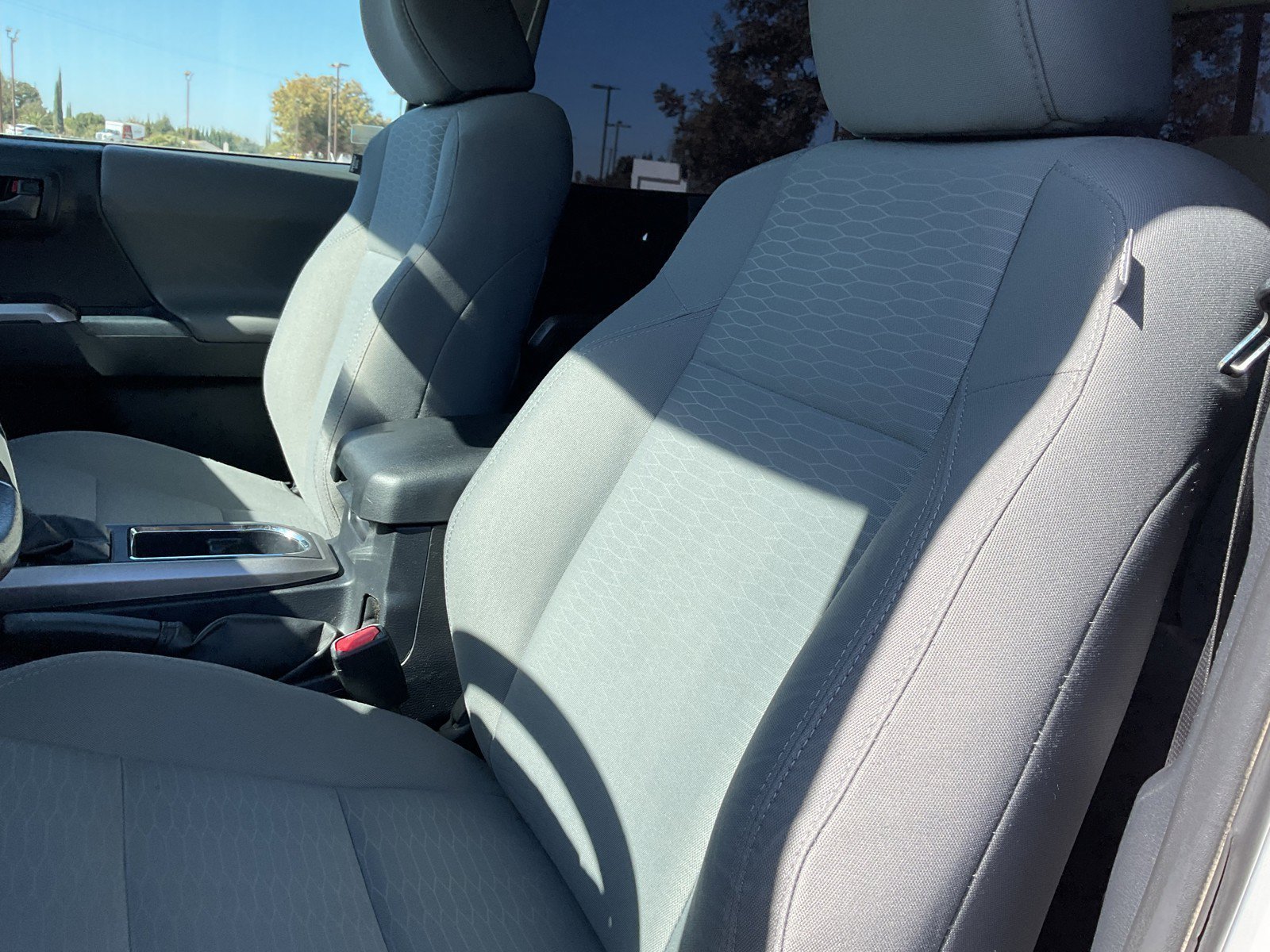 Used 2017 Super White Toyota SR5 image 15