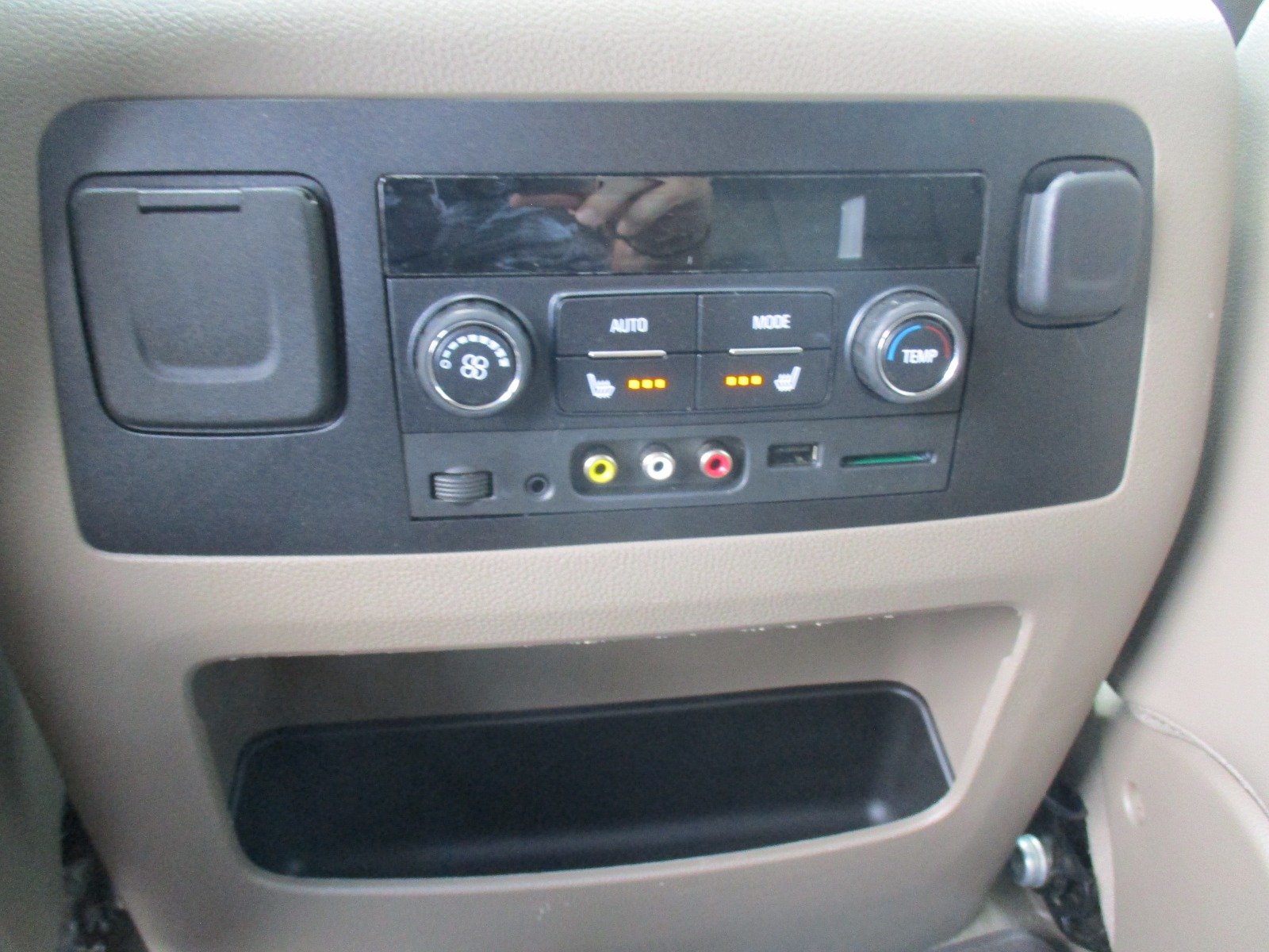 Used 2016 GOLD Chevrolet Ltz image 17
