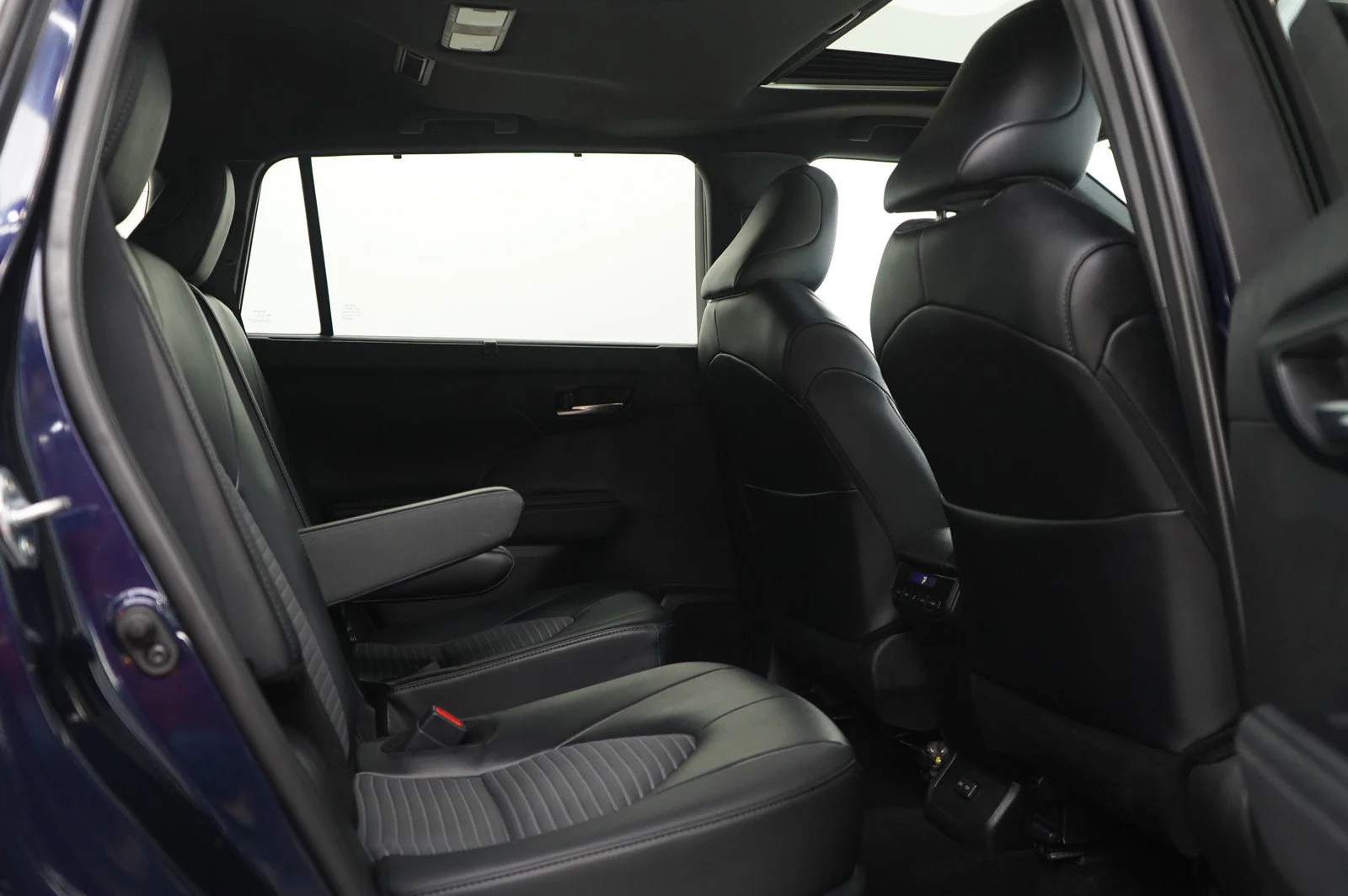 Used 2025 Blue Toyota XSE AWD (Natl) image 13