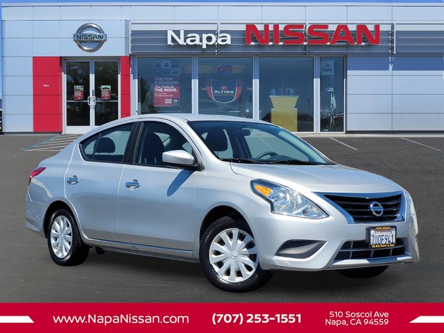 2016 Nissan Versa SV
