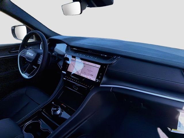 New 2027 White Jeep Limited image 35