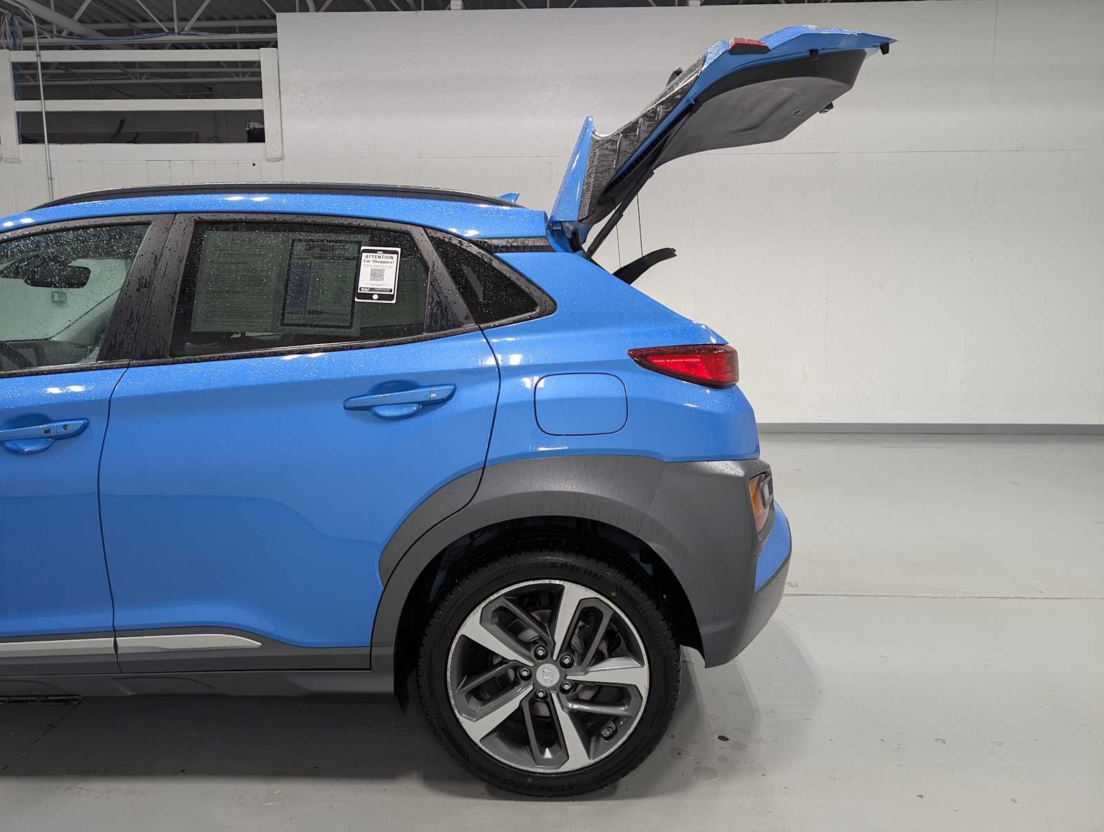 Used 2020 Surf Blue Hyundai Ultimate image 11