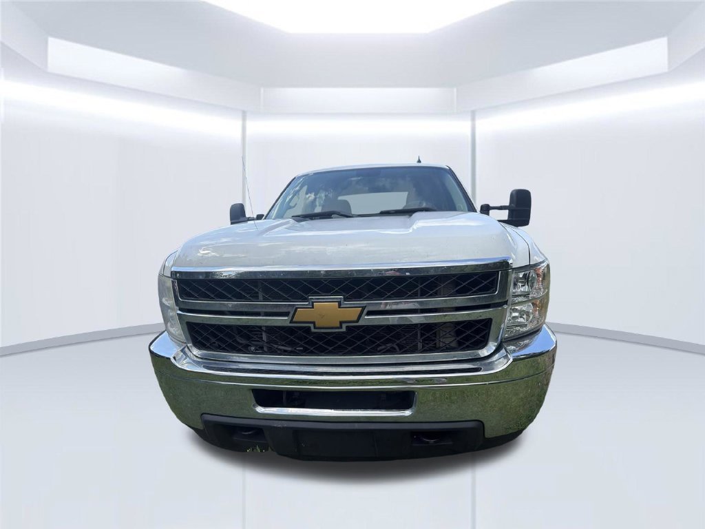 Used 2013 White Chevrolet LT image 7