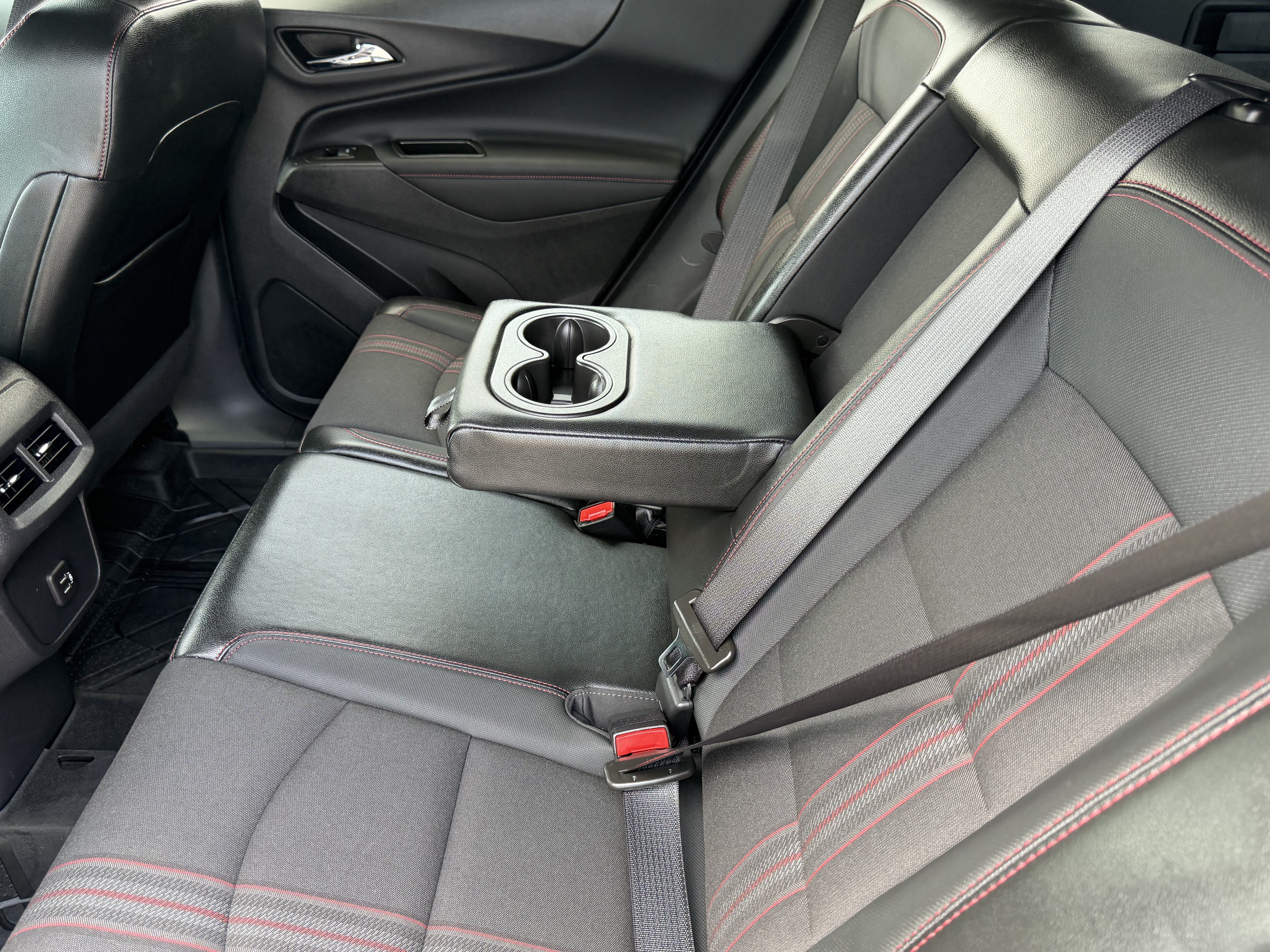 Used 2023 Summit White Chevrolet RS image 27