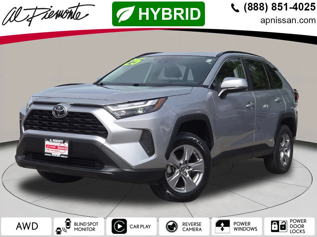 2025 Toyota RAV4 XLE