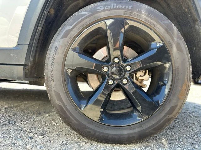 Used 2023 White Jeep Altitude X image 7