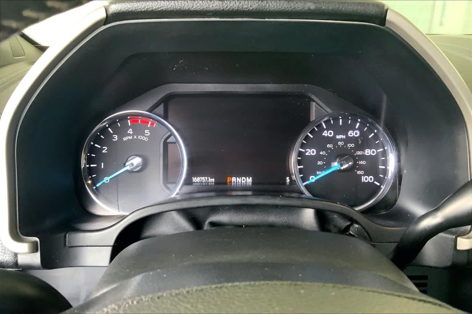 Used 2020 Iconic Silver Ford LARIAT image 25