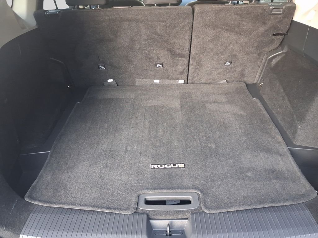 Used 2024 Gray Nissan SV image 25