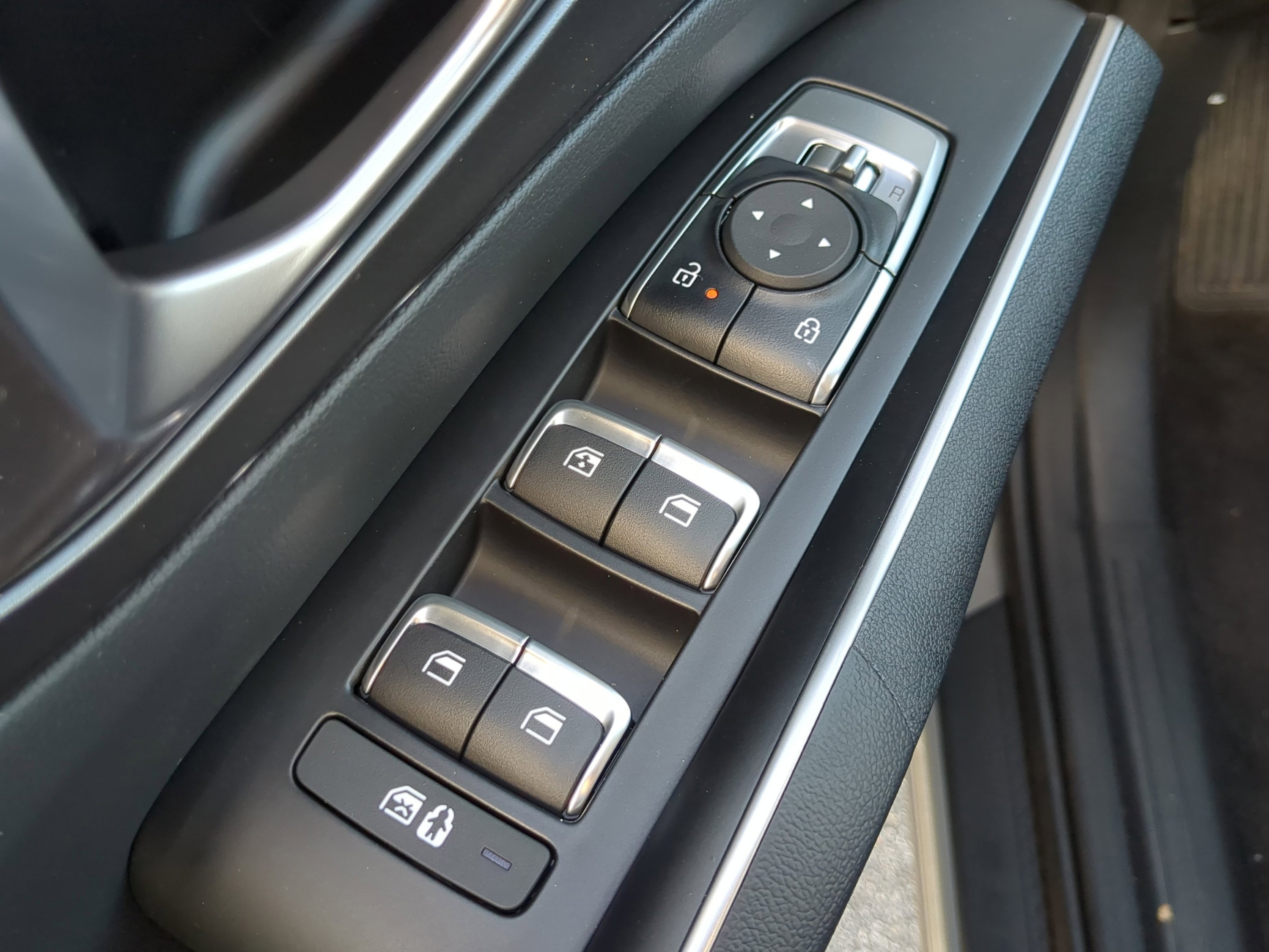 New 2026 Wolf Gray Kia S image 16