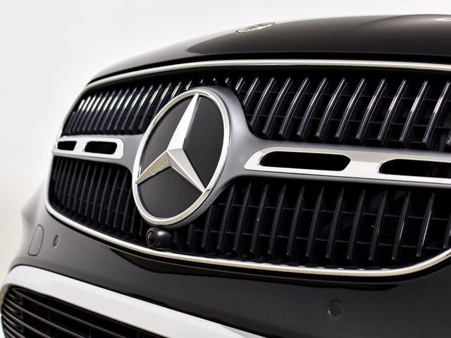 Certified Used 2025 Black Mercedes-Benz GLC 300 image 8