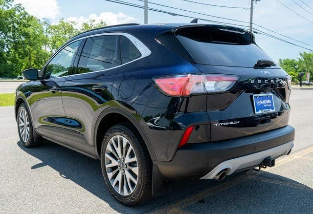 Used 2021 Blue Metallic Ford Titanium image 8