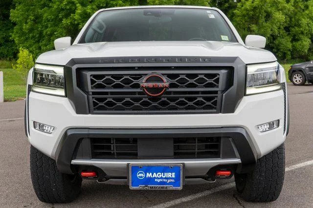 Used 2023 White Nissan PRO-4X image 3