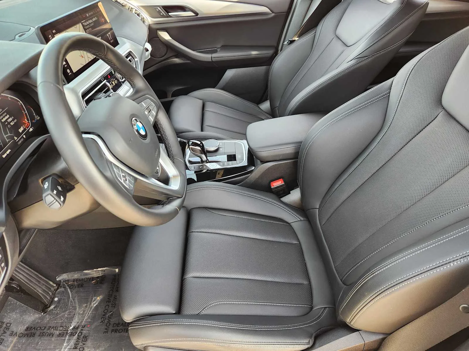 Certified Used 2024 Mineral White Metallic BMW sDrive30i image 9