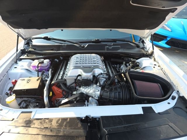 Used 2022 White Dodge SRT Hellcat image 31