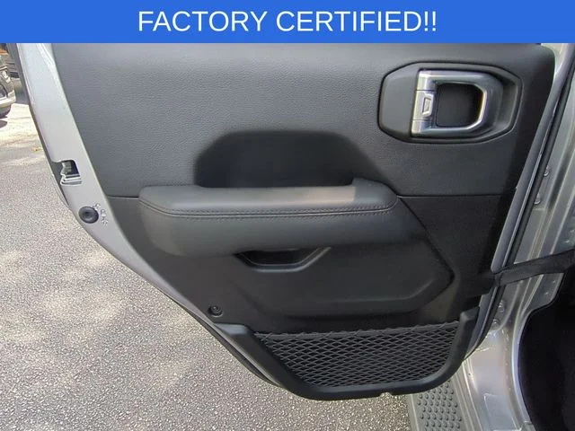 Used 2021 Silver Jeep Unlimited Sahara Altitude image 26