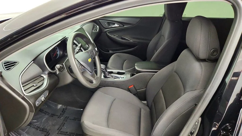 Used 2023 Mosaic Black Metallic Chevrolet 4dr Sedan 1LT image 19