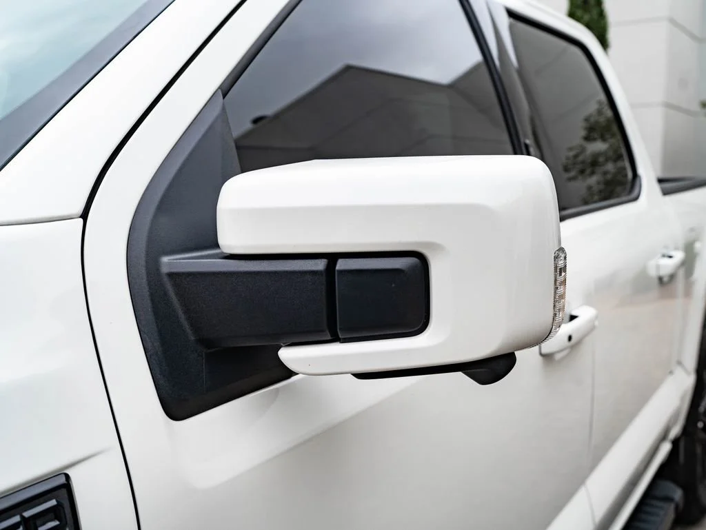 Used 2024 Star White Metallic Tri-Coat Ford LARIAT image 17