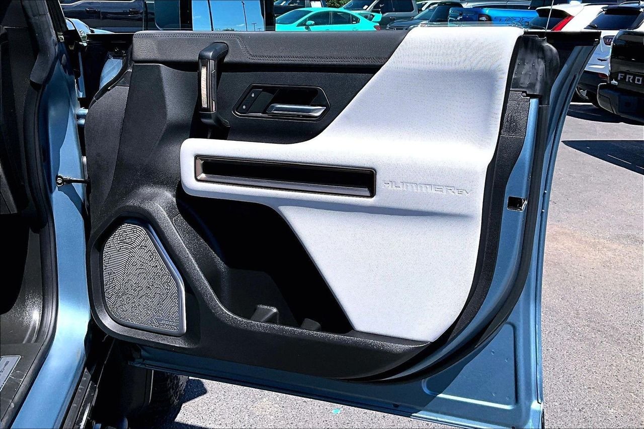 2024 GMC HUMMER EV 3X - Photo 29