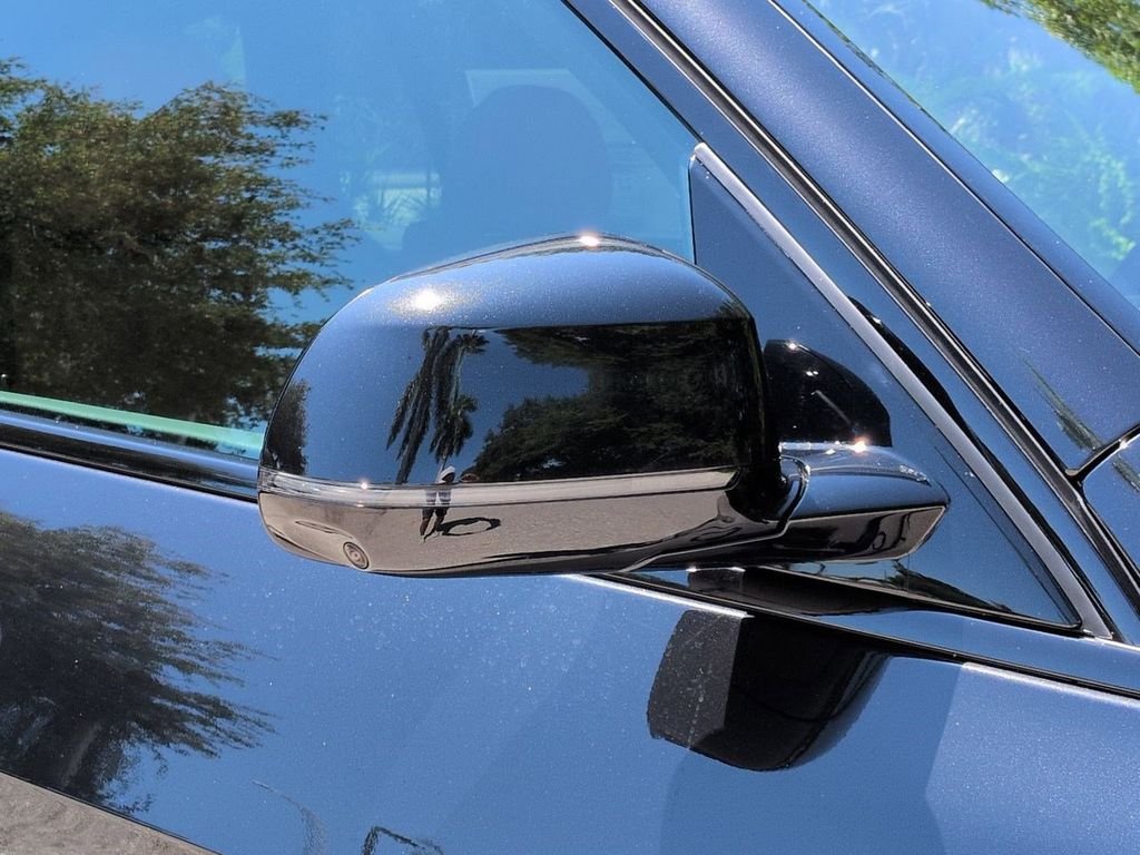 New 2026 Black Sapphire Metallic BMW xDrive40i image 12