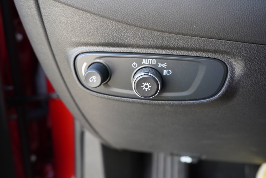 2024 Chevrolet Equinox LT - Photo 24