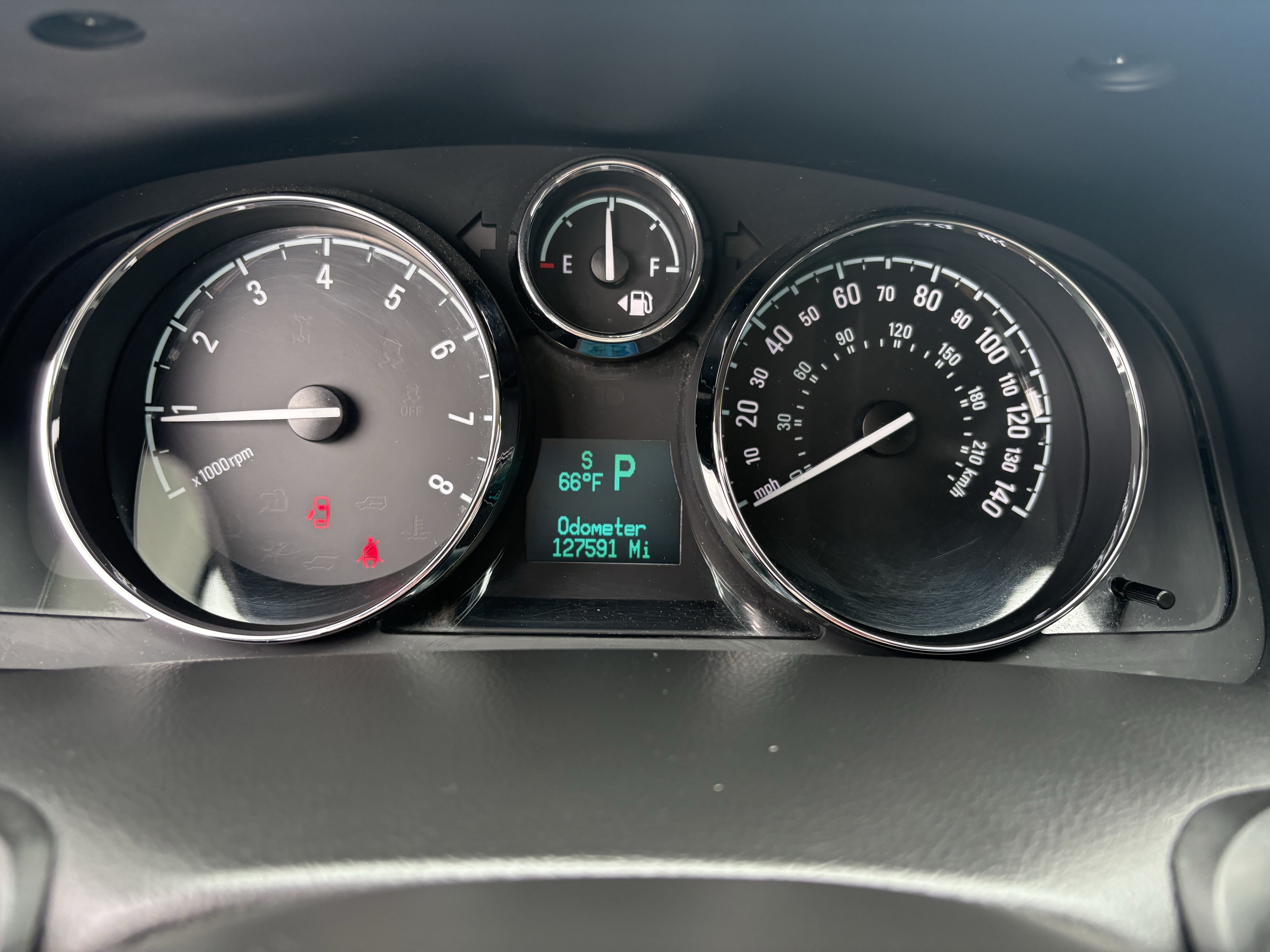 Used 2013 Silver Ice Metallic Chevrolet LS image 12