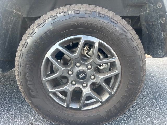 Used 2025 Beige Ford XLT image 10