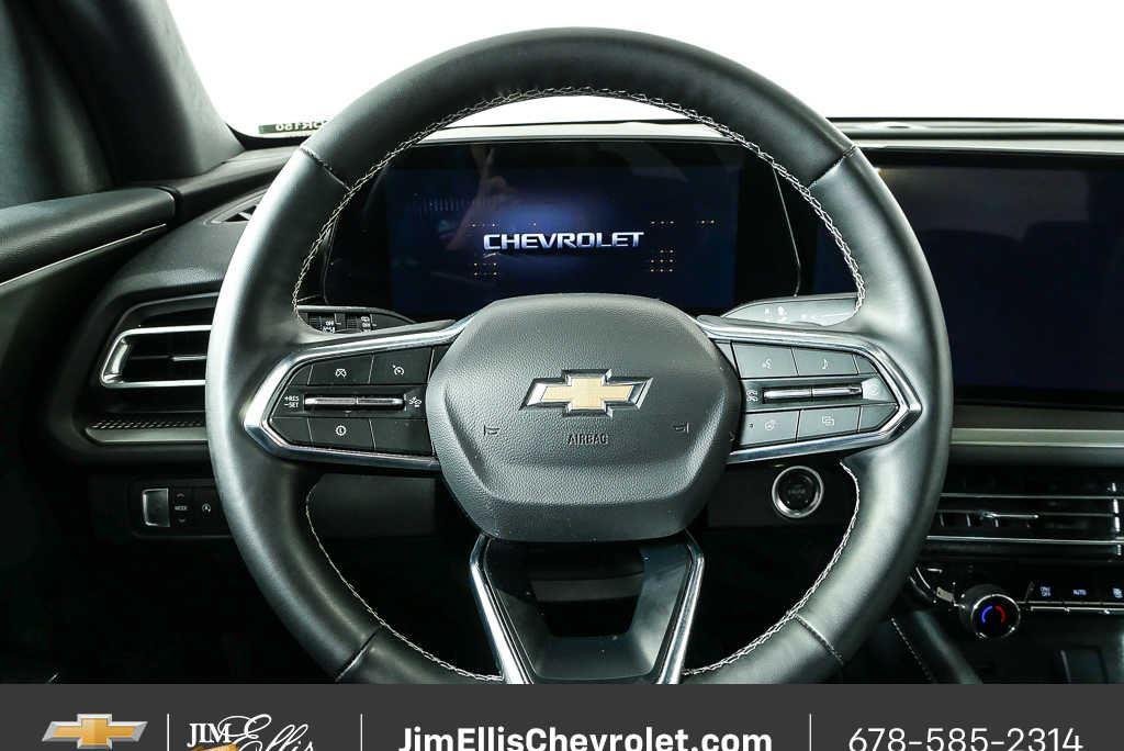 2025 Chevrolet Traverse LT - Photo 11