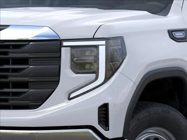 2026 GMC Sierra 1500 Pro - Photo 10