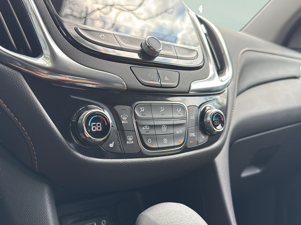 Used 2022 Blue Glow Metallic Chevrolet Premier image 19