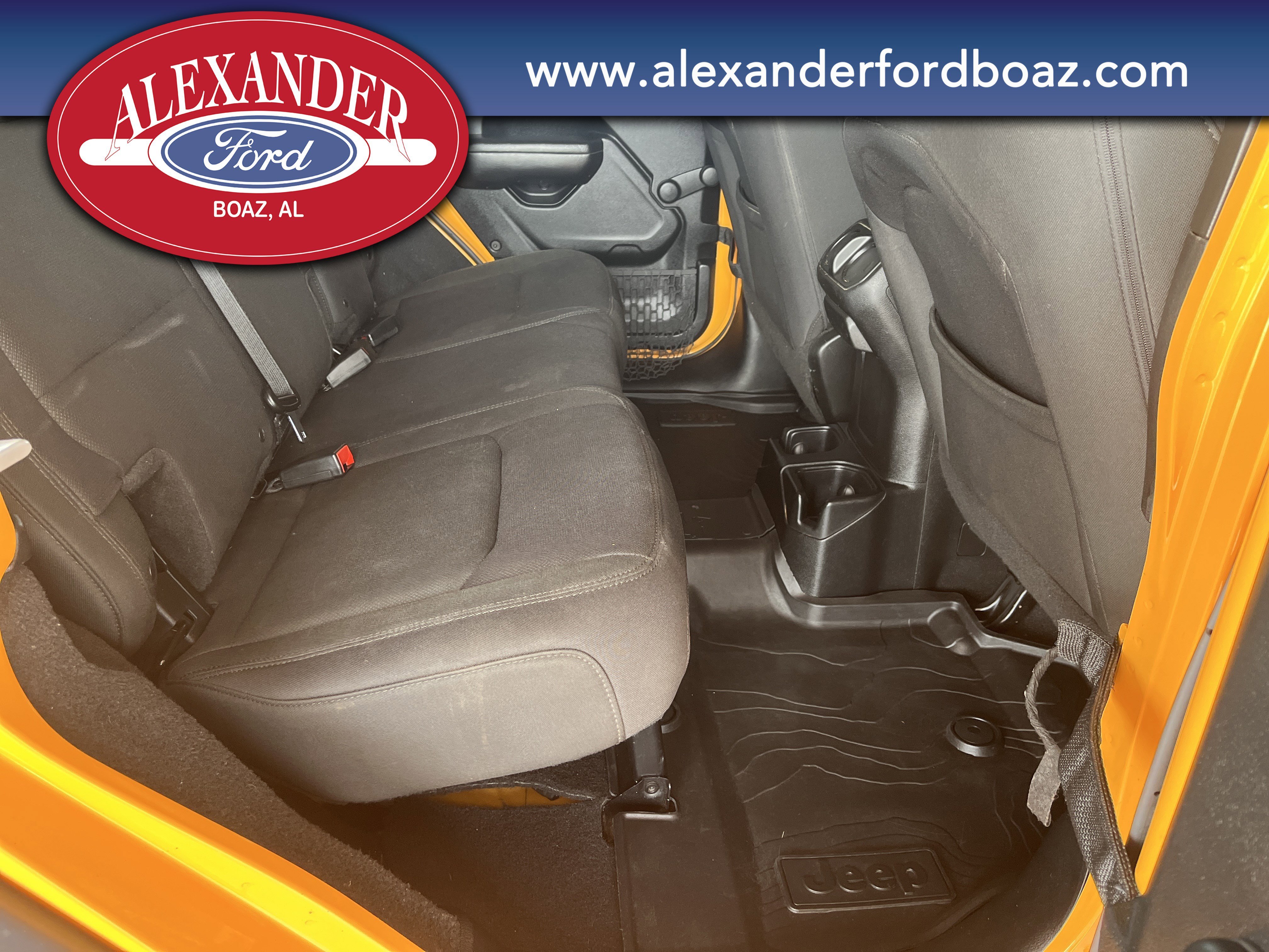 Used 2018 Orange Jeep Sport image 19