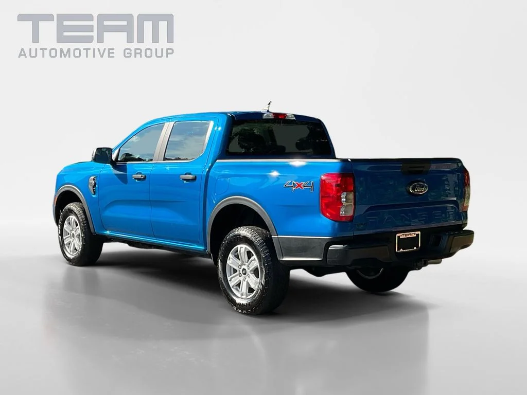 Used 2025 Blue Ford XL image 5