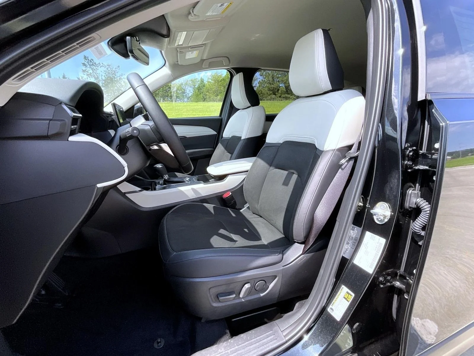New 2026 Jet Black Mica Mazda 2.5 S Preferred AWD image 11