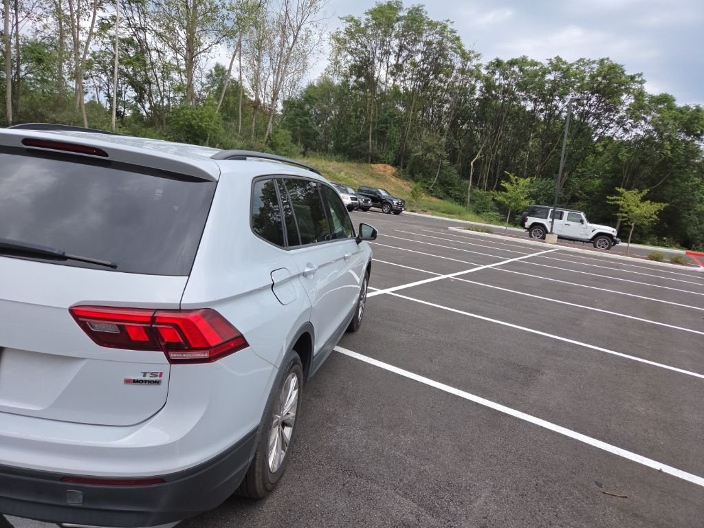 Used 2018  Volkswagen 2.0T S image 4