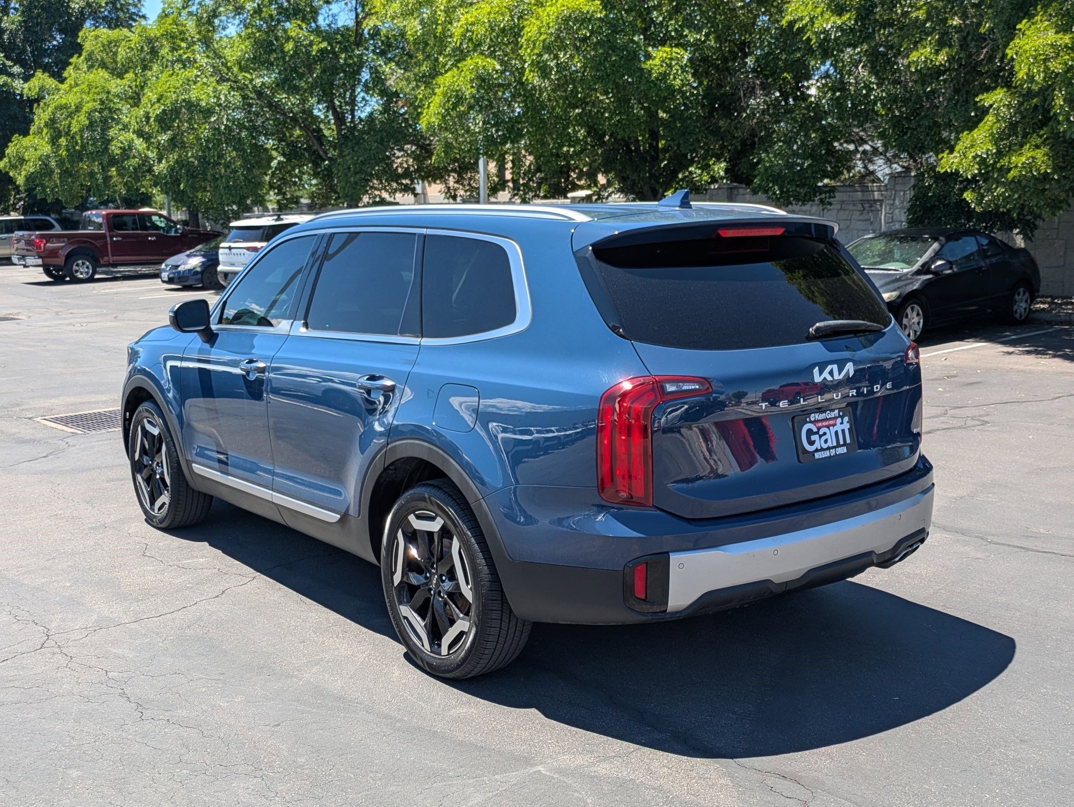 Used 2023 Midnight Lake Blue Kia S image 5