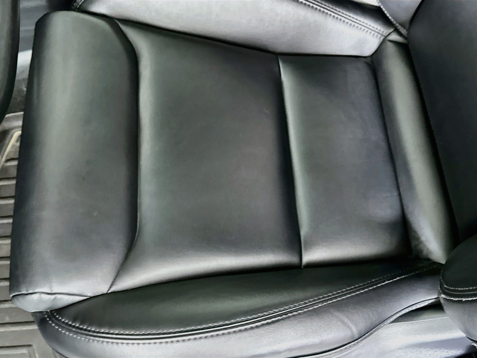 Used 2020 White Tesla Long Range image 18