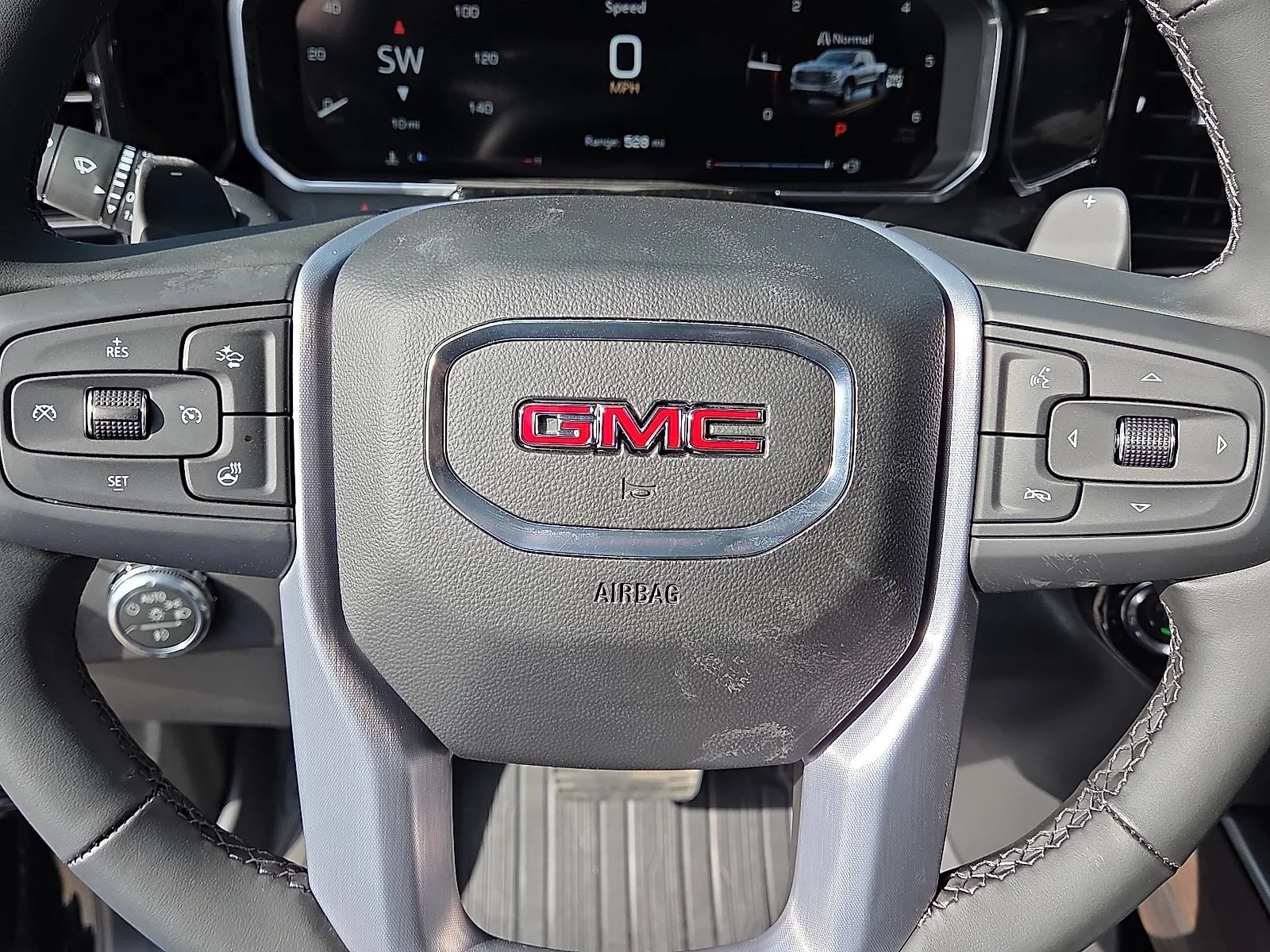 2026 GMC Sierra 1500 SLT - Photo 14