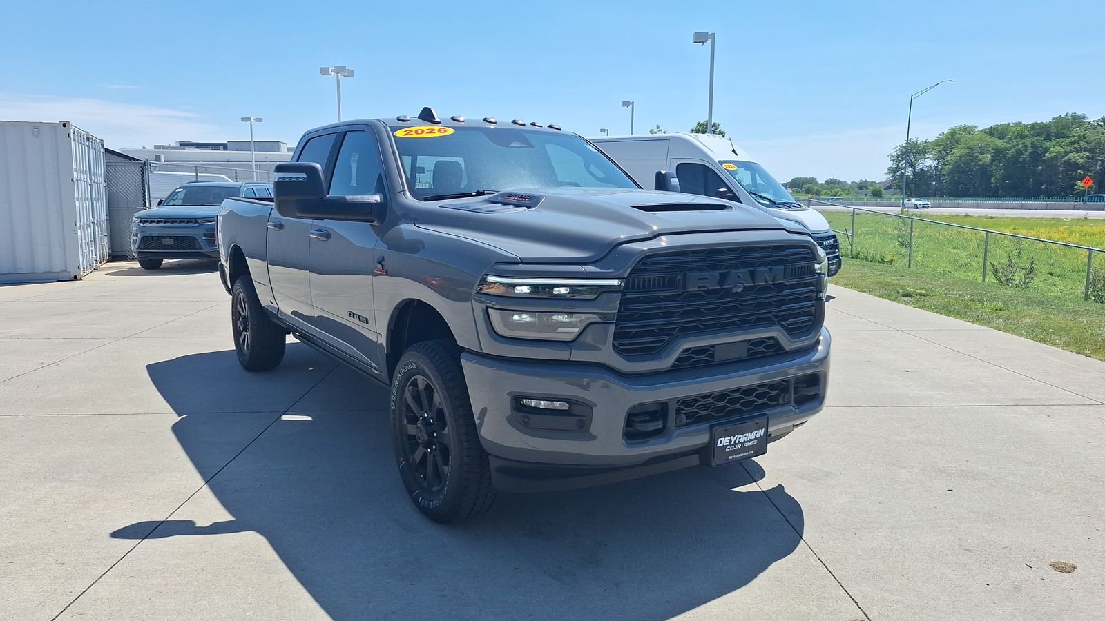 New 2026 Ceramic Gray Clear-Coat Exterior Paint RAM Laramie image 7