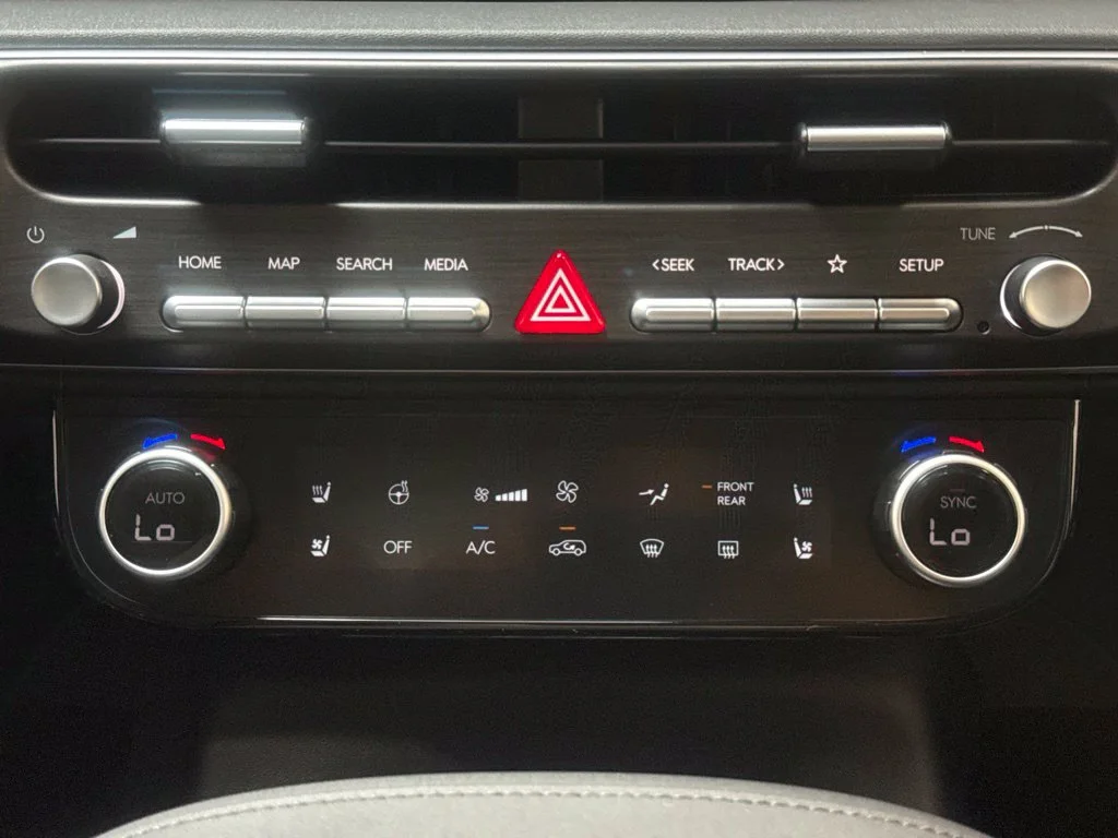 New 2027 Abyss Black Pearl Hyundai Limited image 20