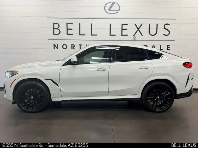 Used 2023 White BMW xDrive40i image 7