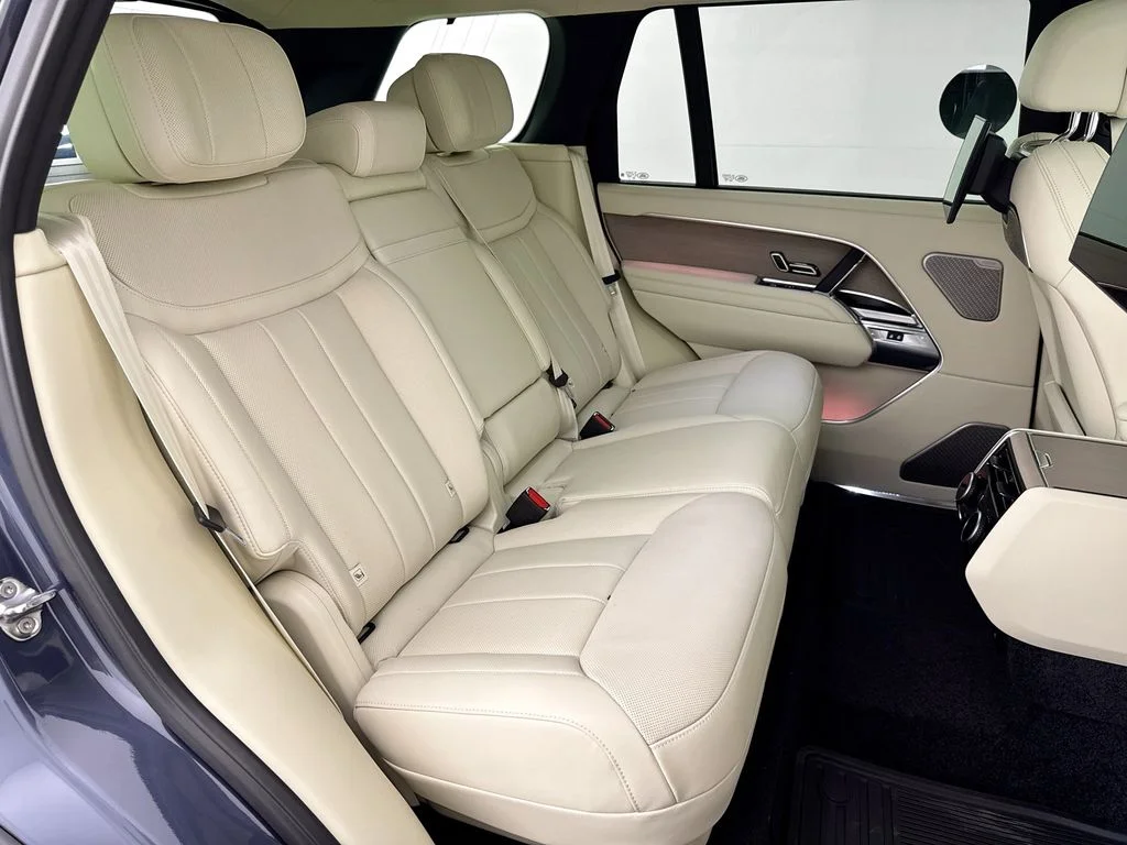 New 2026 Varesine Blue Land Rover Autobiography image 29