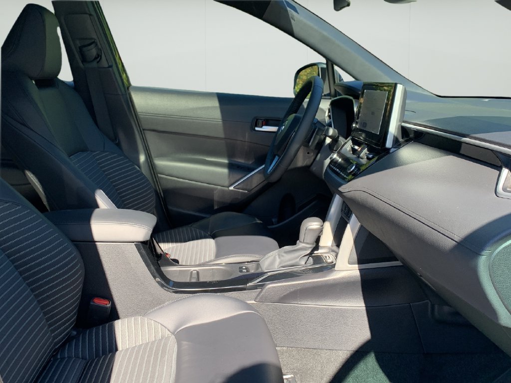2024 Toyota Corolla Cross XSE - Photo 41