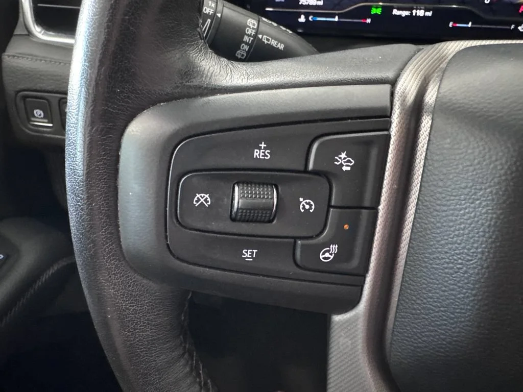 Used 2022 Onyx Black GMC Denali image 17