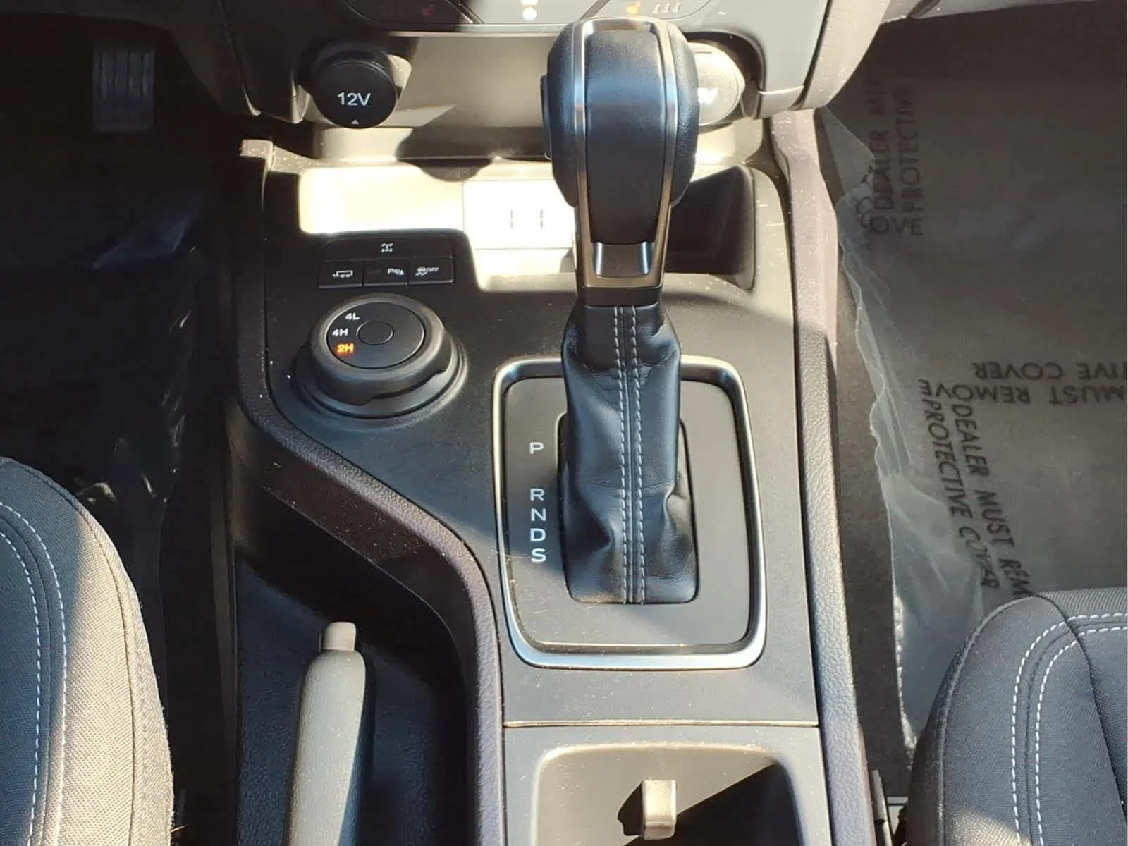 Used 2023 Oxford White Ford XLT image 27