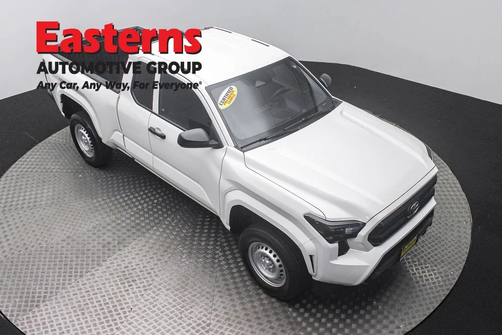 Used 2025 White Toyota SR image 3