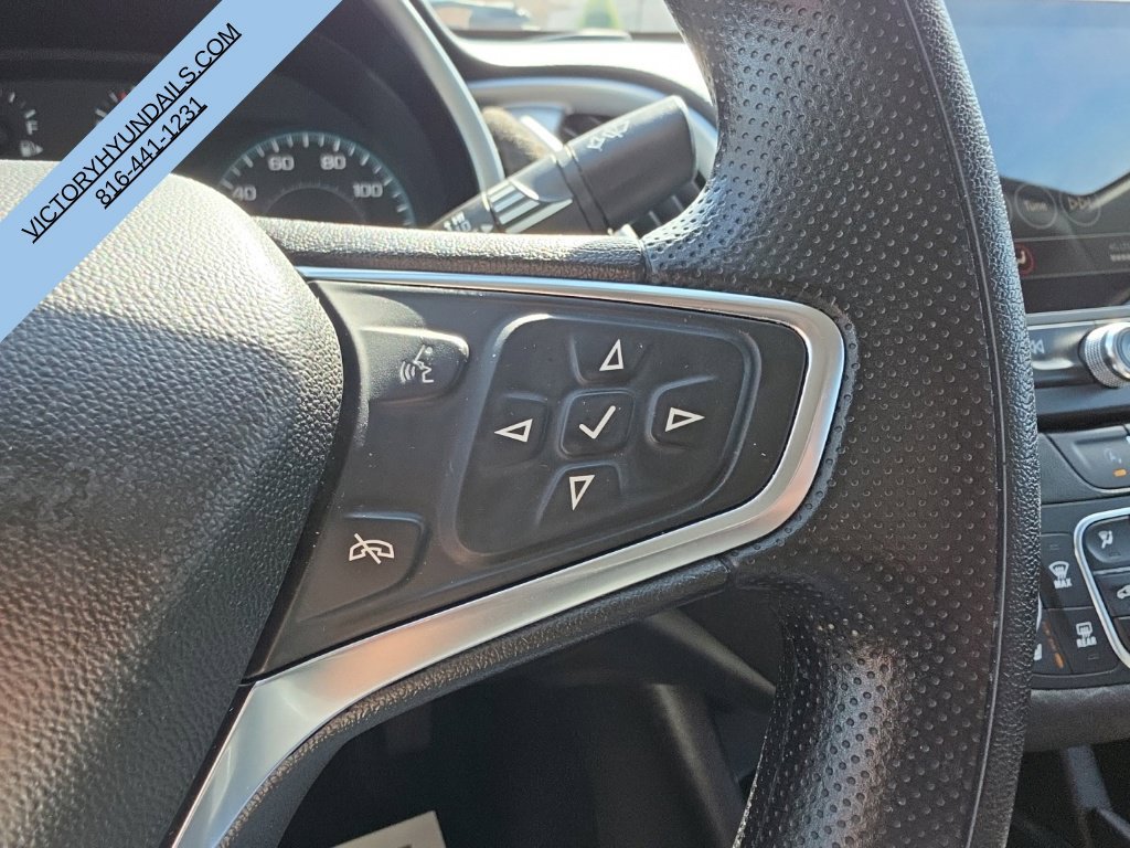 Used 2024 Gray Chevrolet LT image 21