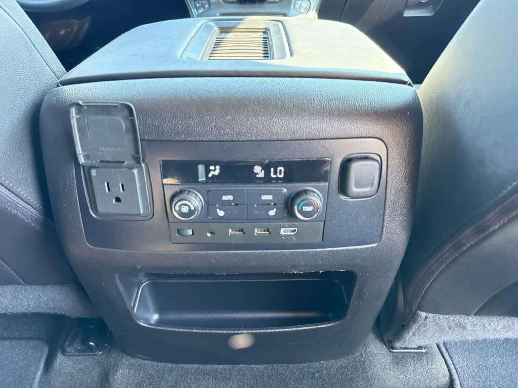 Used 2017 Black GMC SLT image 14