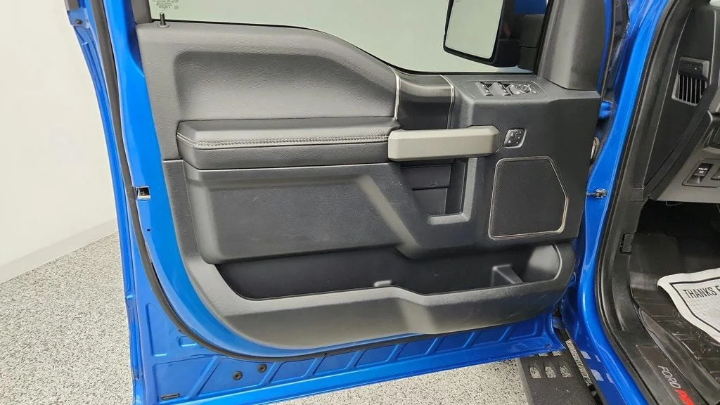 Used 2019 Velocity Blue Metallic Ford Raptor 4WD SuperCrew 5.5