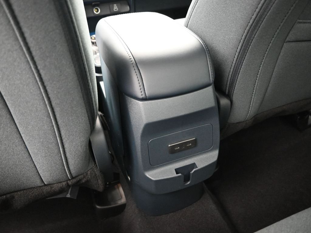 New 2026 Shadow Black Ford XLT image 18